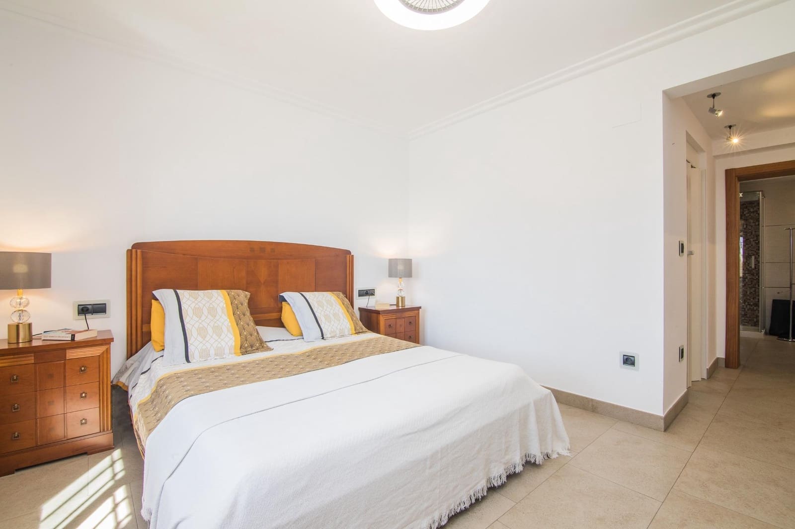 4 slaapkamer Villa te koop in Elche / Elx met zwembad garage - € 719.000 (Ref: 9502461)