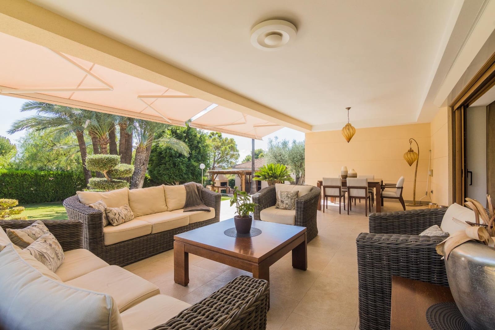 4 slaapkamer Villa te koop in Elche / Elx met zwembad garage - € 719.000 (Ref: 9502461)