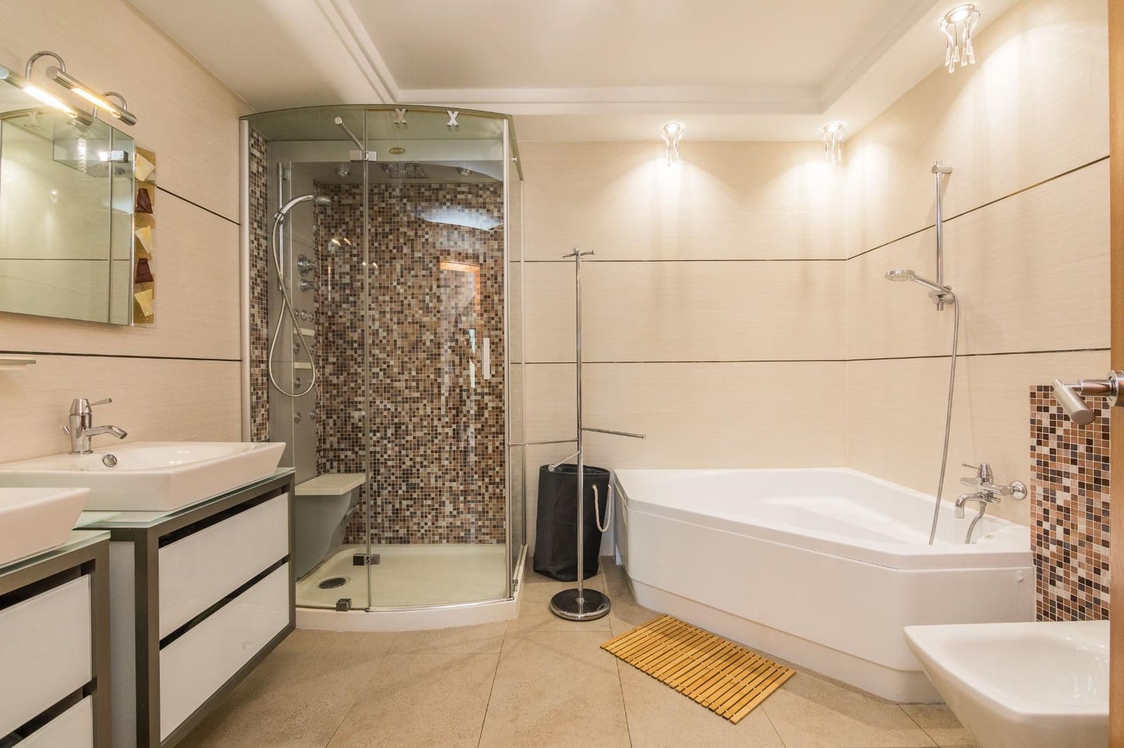 4 slaapkamer Villa te koop in Elche / Elx met zwembad garage - € 719.000 (Ref: 9502461)