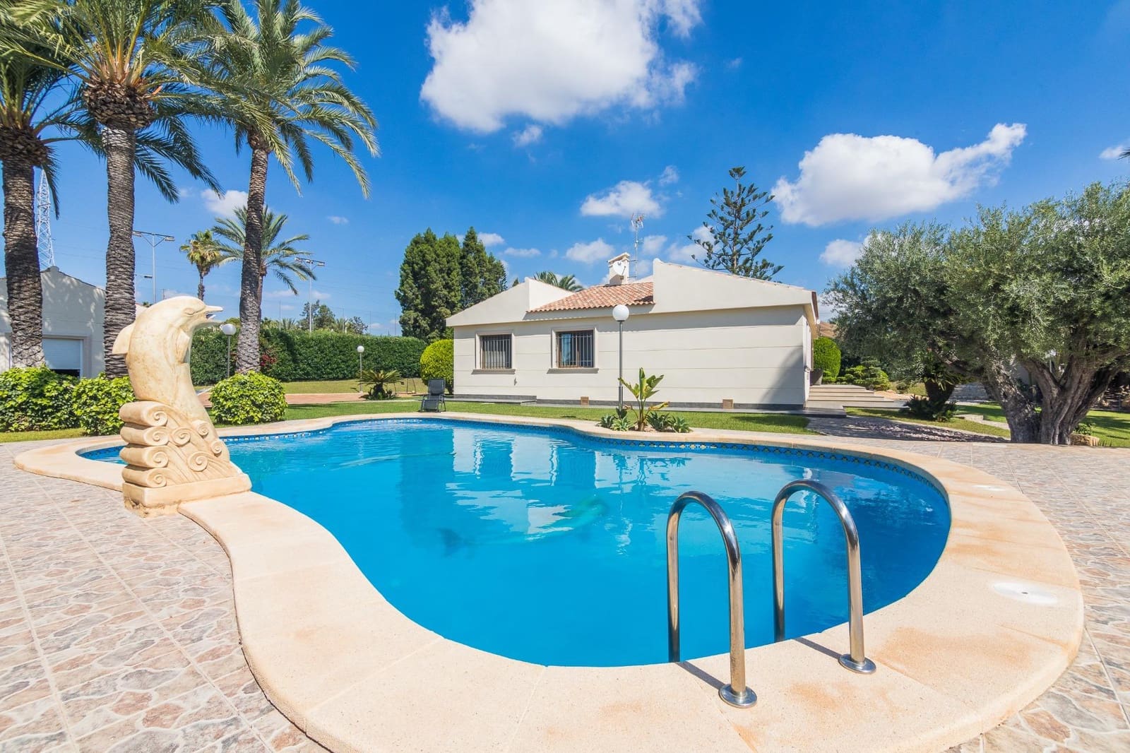4 slaapkamer Villa te koop in Elche / Elx met zwembad garage - € 719.000 (Ref: 9502461)