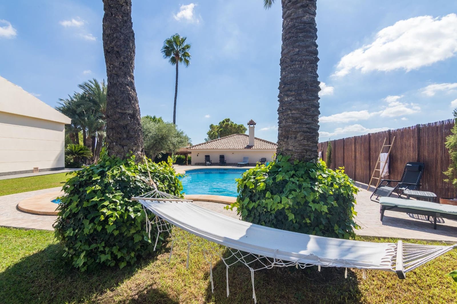 4 slaapkamer Villa te koop in Elche / Elx met zwembad garage - € 719.000 (Ref: 9502461)