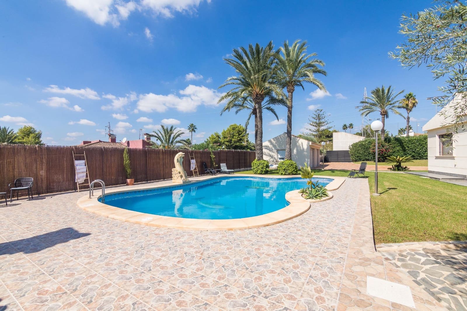 4 slaapkamer Villa te koop in Elche / Elx met zwembad garage - € 719.000 (Ref: 9502461)