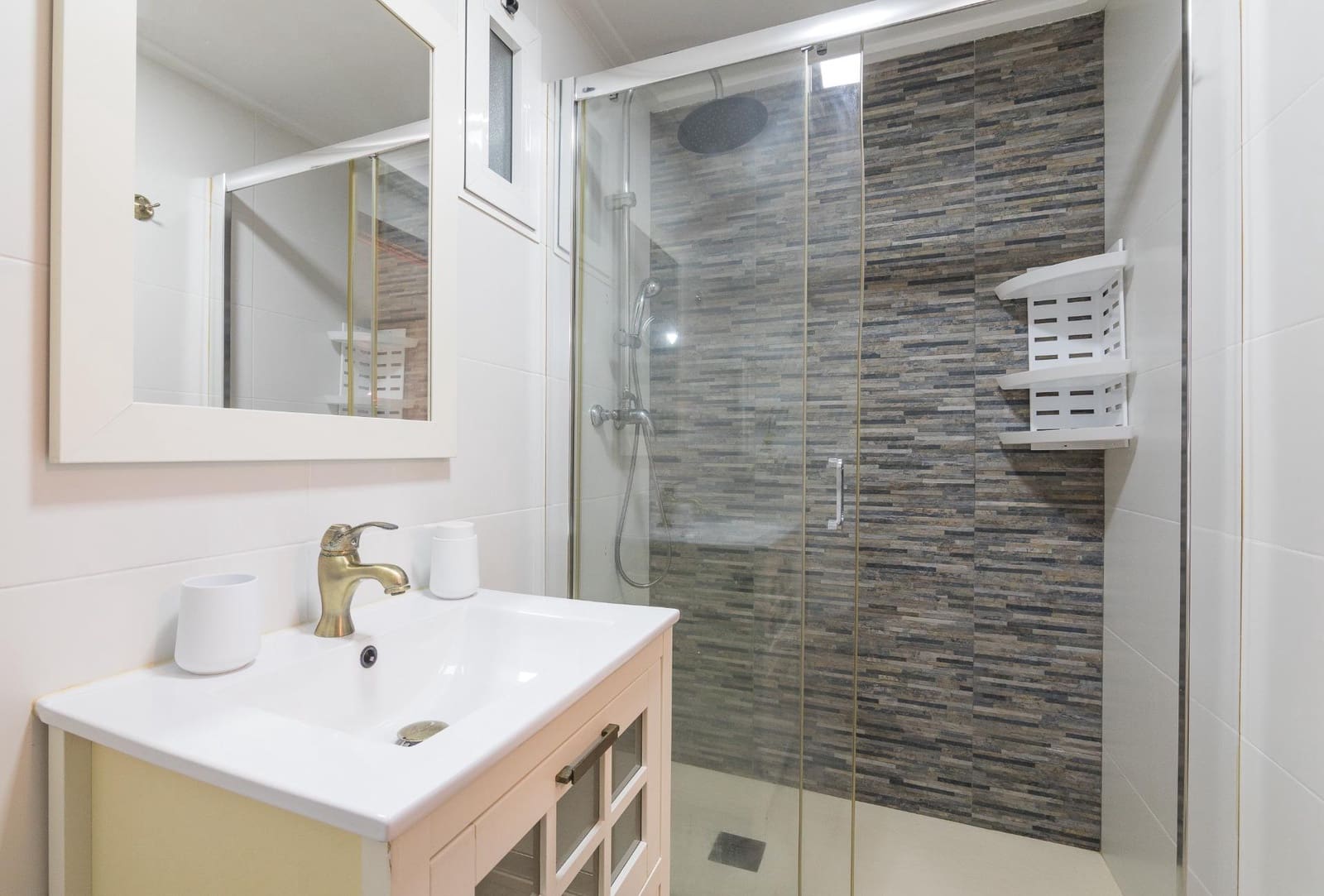 3 makuuhuone Asunto vuokrattavana paikassa Elche / Elx - 850 € (Ref: 9527803)