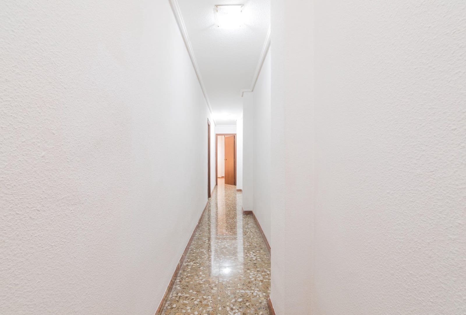 3 makuuhuone Asunto vuokrattavana paikassa Elche / Elx - 850 € (Ref: 9527803)