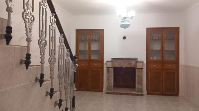 5 soverom Hus til salgs i L'Algueña / Alguenya - € 76 000 (Ref: 9551666)