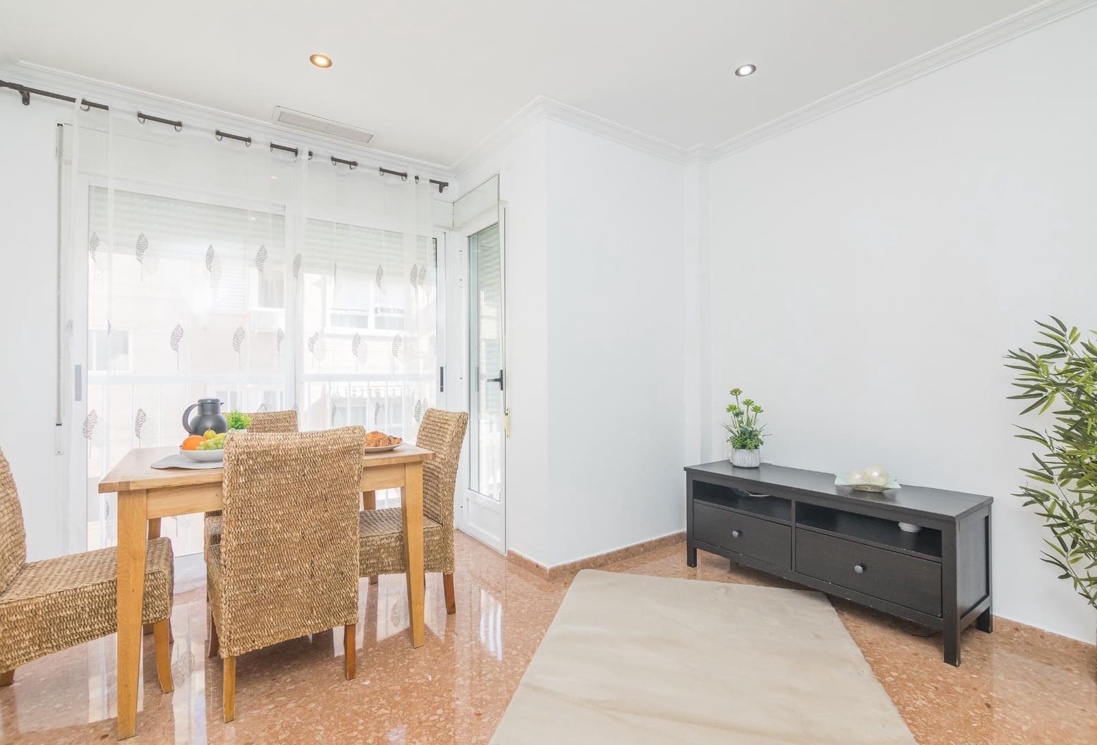 Piso de 2 habitaciones en Elche / Elx en venta - 155.000 € (Ref: 9630124)