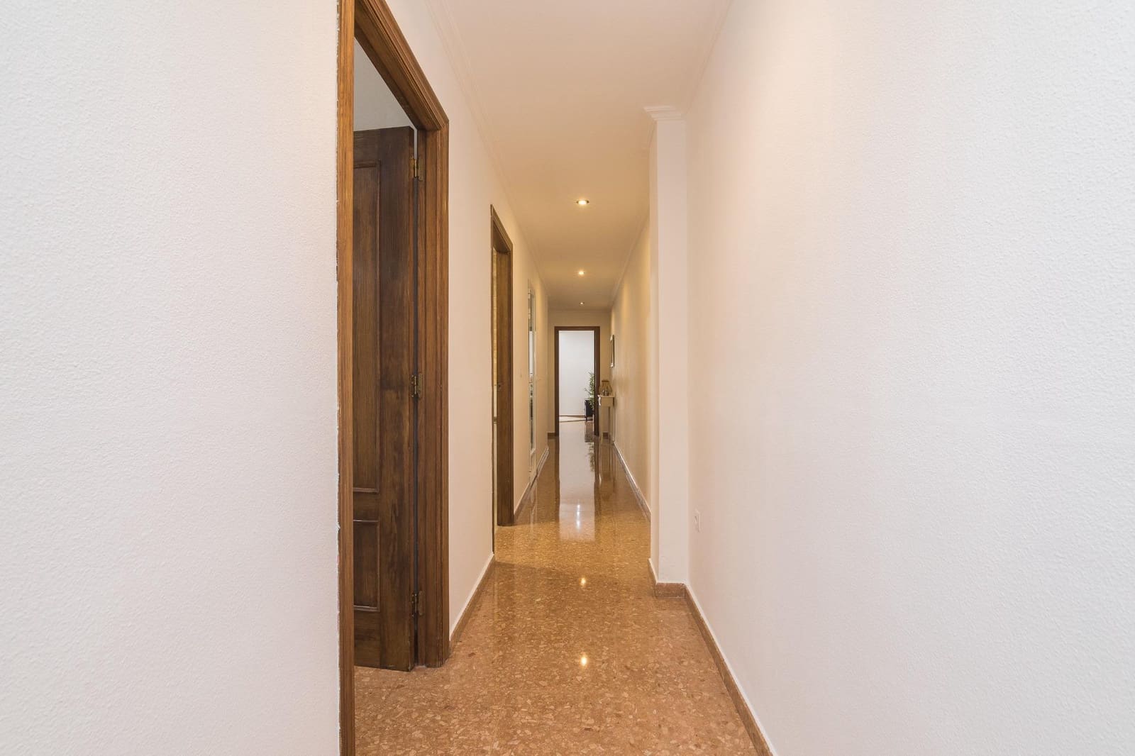 Piso de 2 habitaciones en Elche / Elx en venta - 155.000 € (Ref: 9630124)