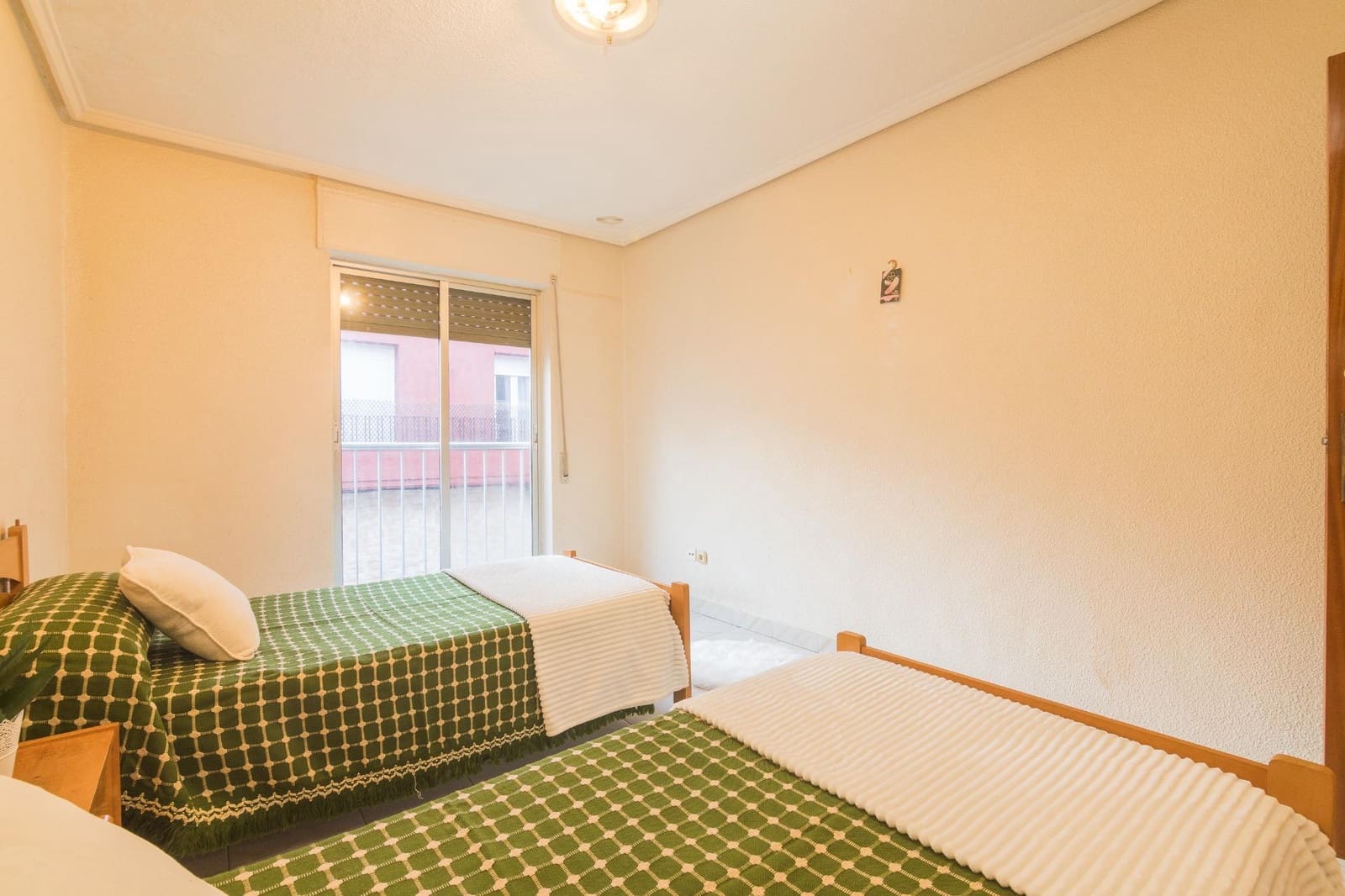 4 sypialnia Apartament na sprzedaż w Elche / Elx - 390 000 € (Ref: 9645129)