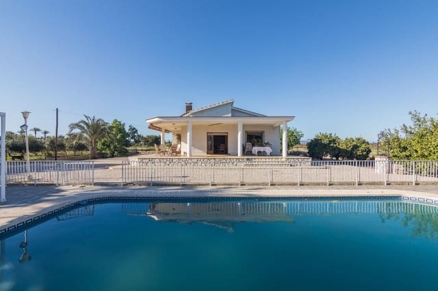 4 Zimmer Villa zu verkaufen in Valverde, Elche / Elx mit Pool Garage - 425.000 € (Ref: 9715006)