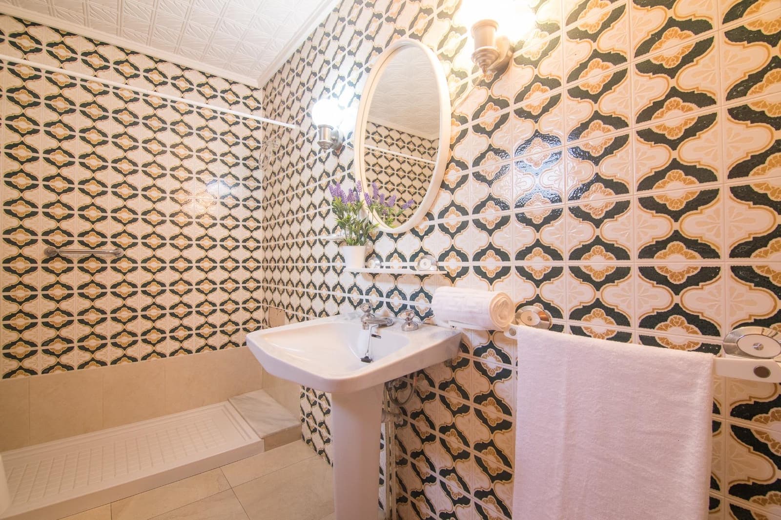 4 bedroom Villa for sale in Valverde with pool garage - € 425,000 (Ref: 9715006)