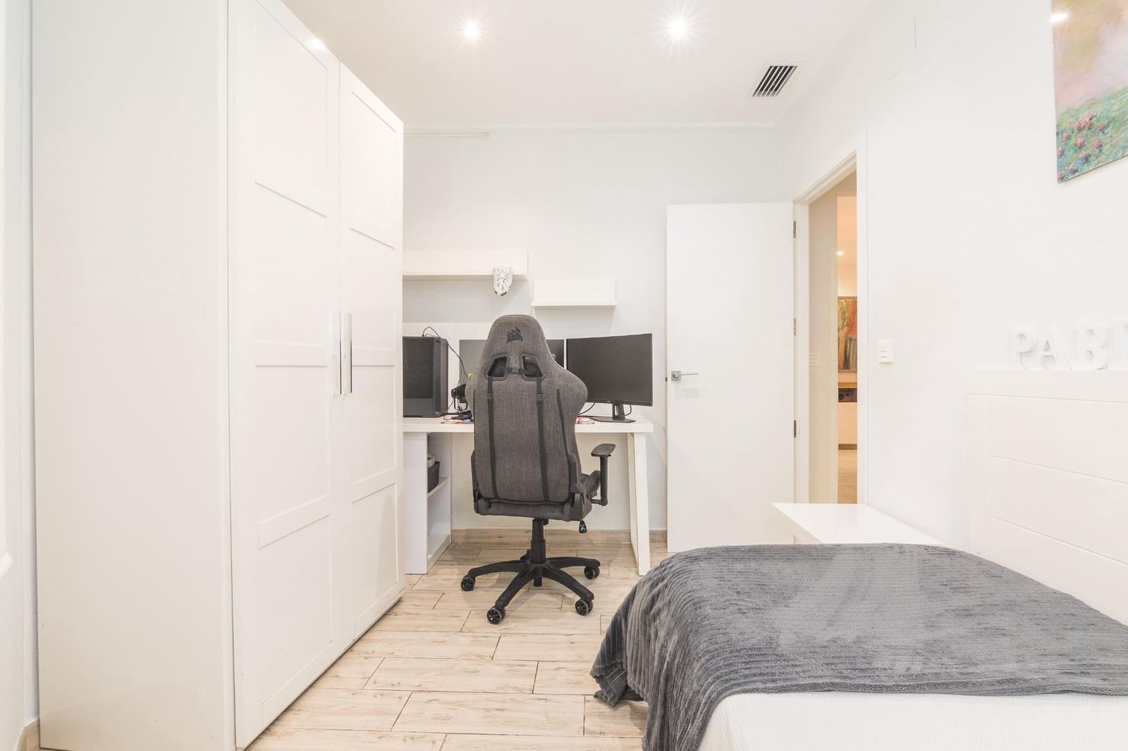 3 bedroom Apartment for sale in Elche / Elx - € 250,000 (Ref: 9720049)