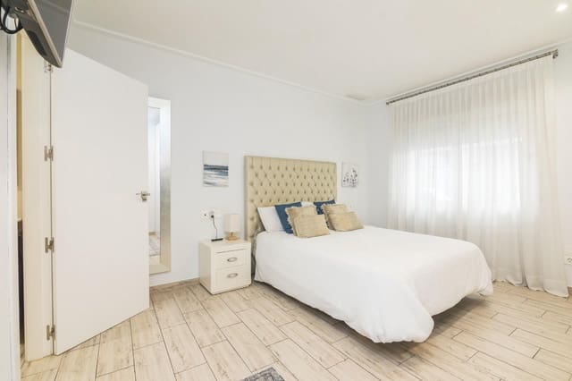 3 bedroom Apartment for sale in Centro, Elche / Elx - € 250,000 (Ref: 9720049)