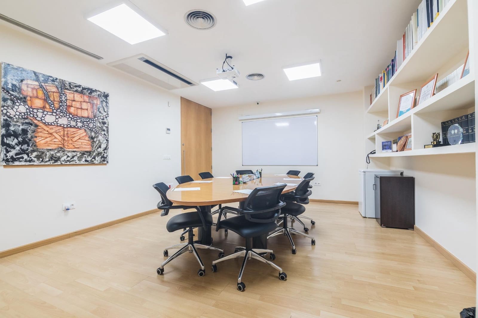 Kontor til salg i Elche / Elx - € 460.000 (Ref: 9752137)