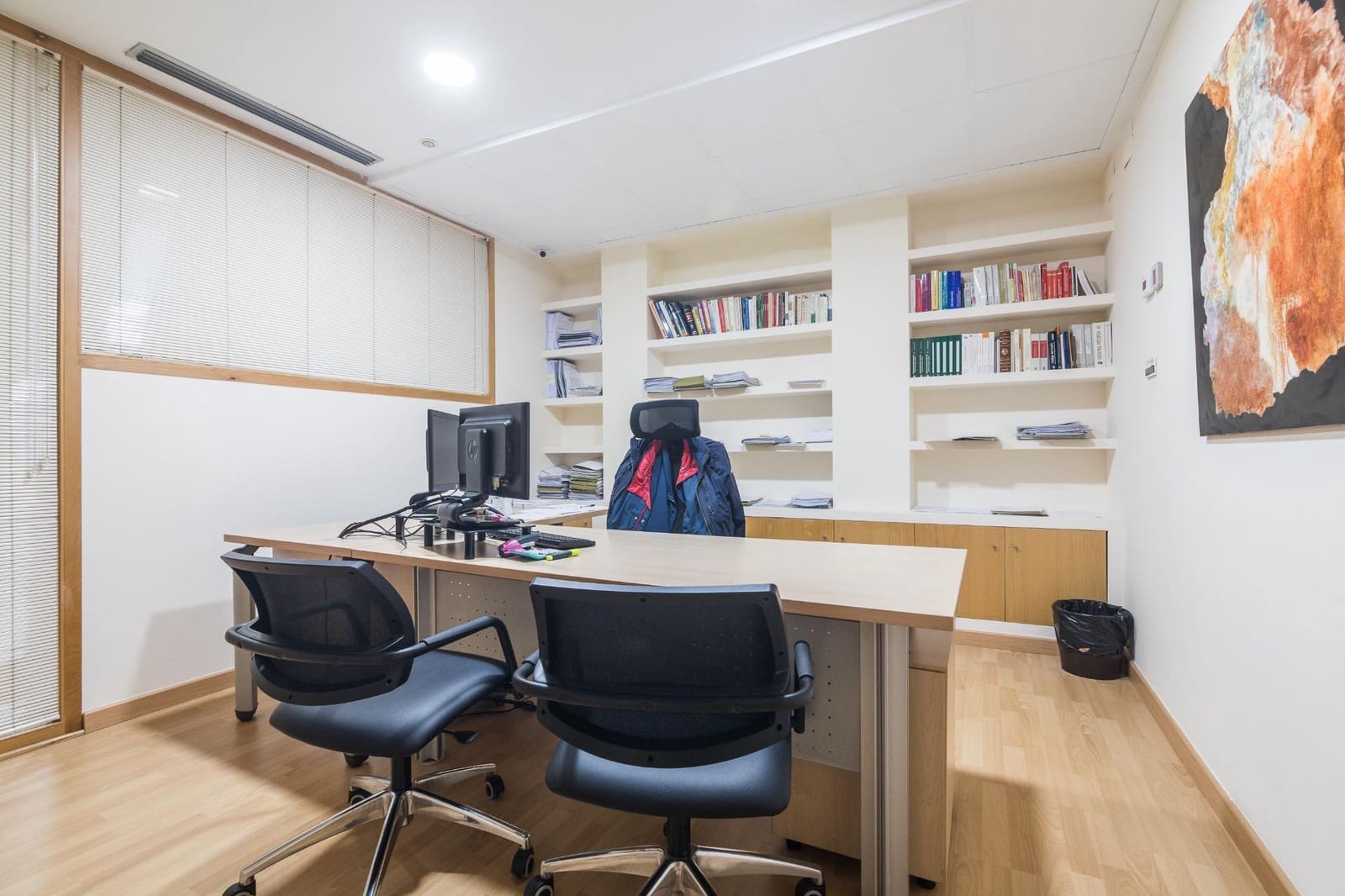 Kontor til salg i Elche / Elx - € 460.000 (Ref: 9752137)