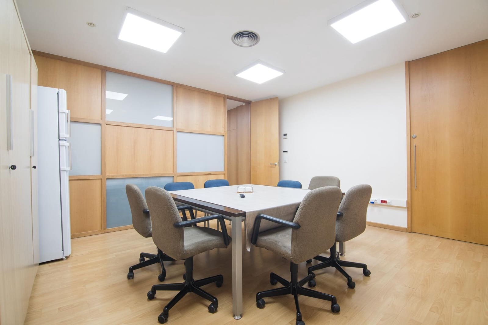 Kontor til salg i Elche / Elx - € 460.000 (Ref: 9752137)