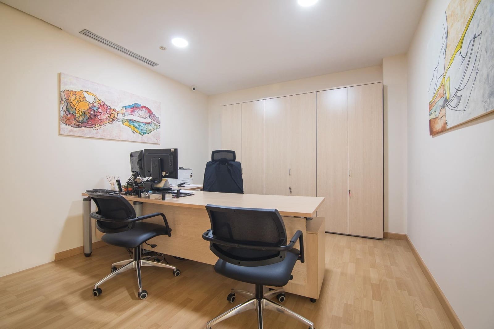 Office for sale in Elche / Elx - € 460,000 (Ref: 9752137)