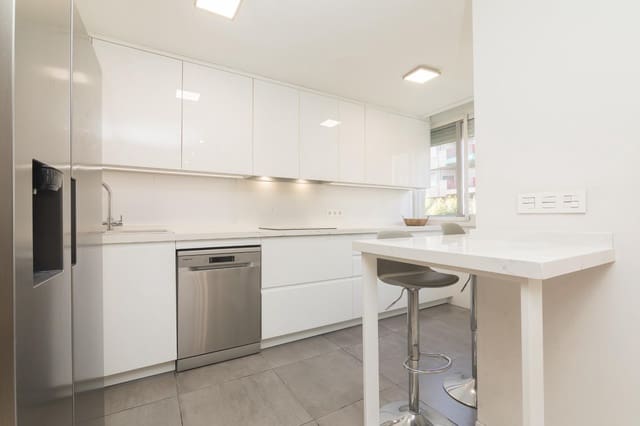 4 slaapkamer Flat te huur in Altabix, Elche / Elx - € 1.200 (Ref: 9778269)