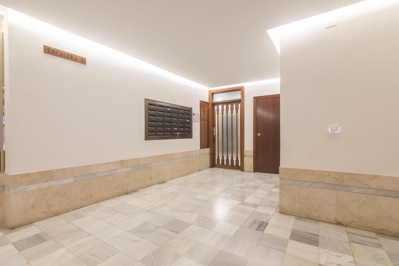 4 slaapkamer Flat te huur in Elche / Elx - € 1.200 (Ref: 9778269)