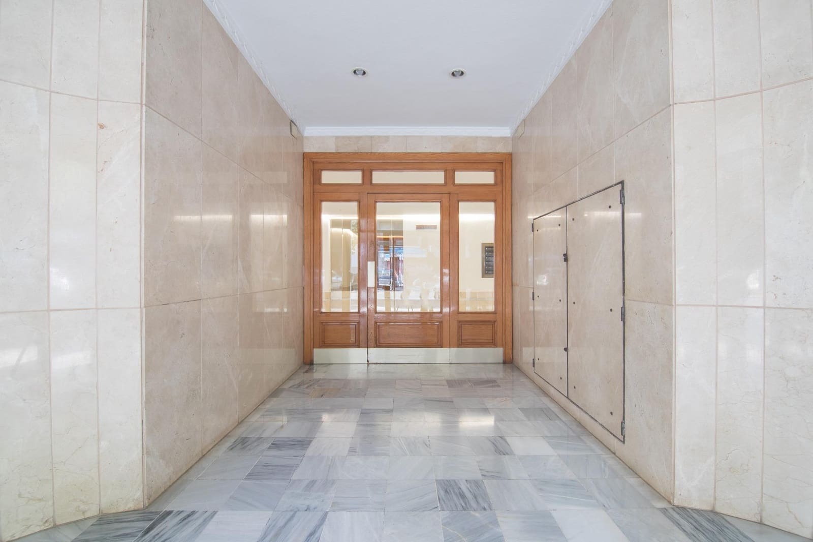 4 slaapkamer Flat te huur in Elche / Elx - € 1.200 (Ref: 9778269)