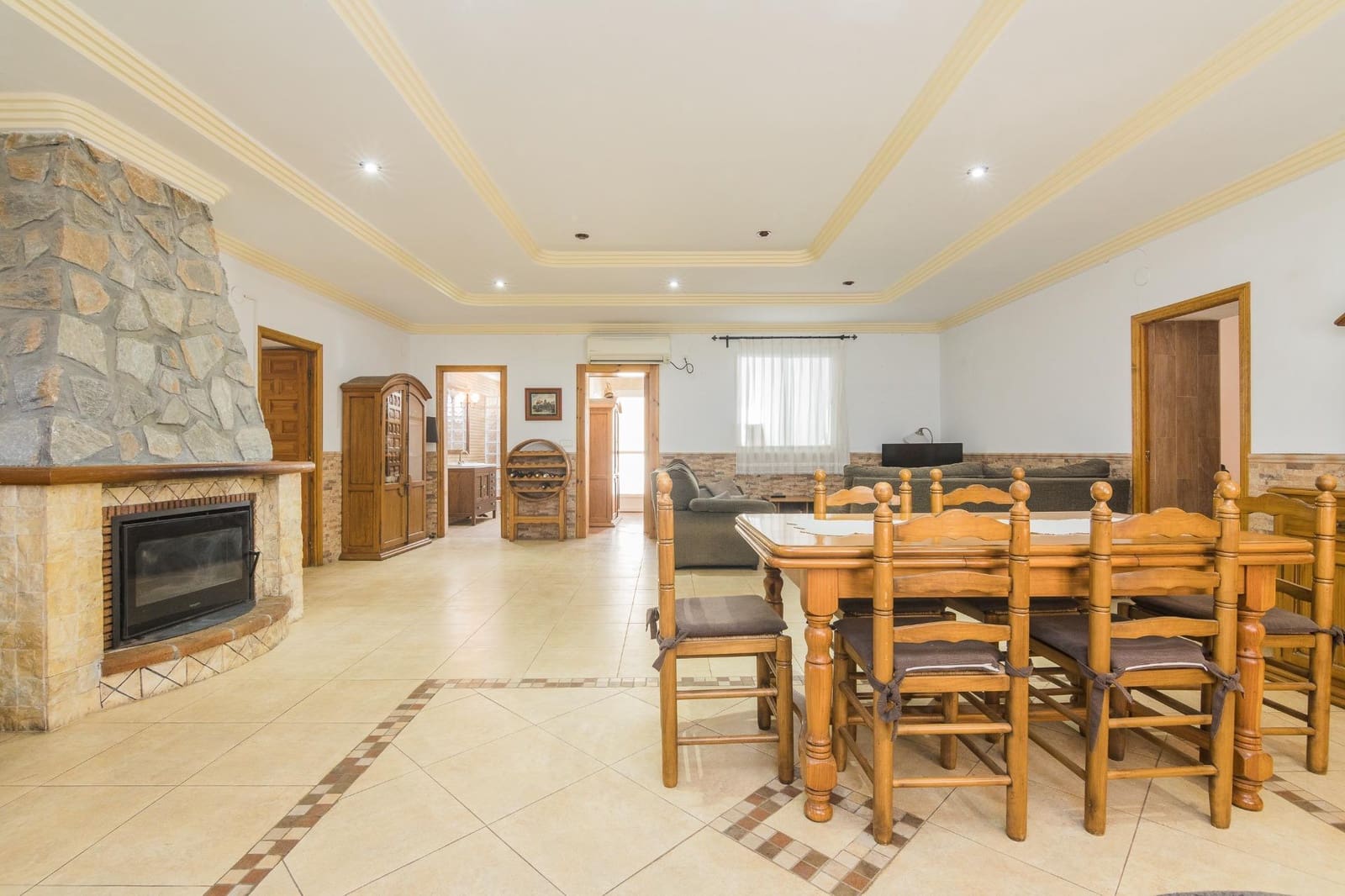 5 sypialnia Willa na sprzedaż w Redovan z basenem garażem - 375 000 € (Ref: 9780683)