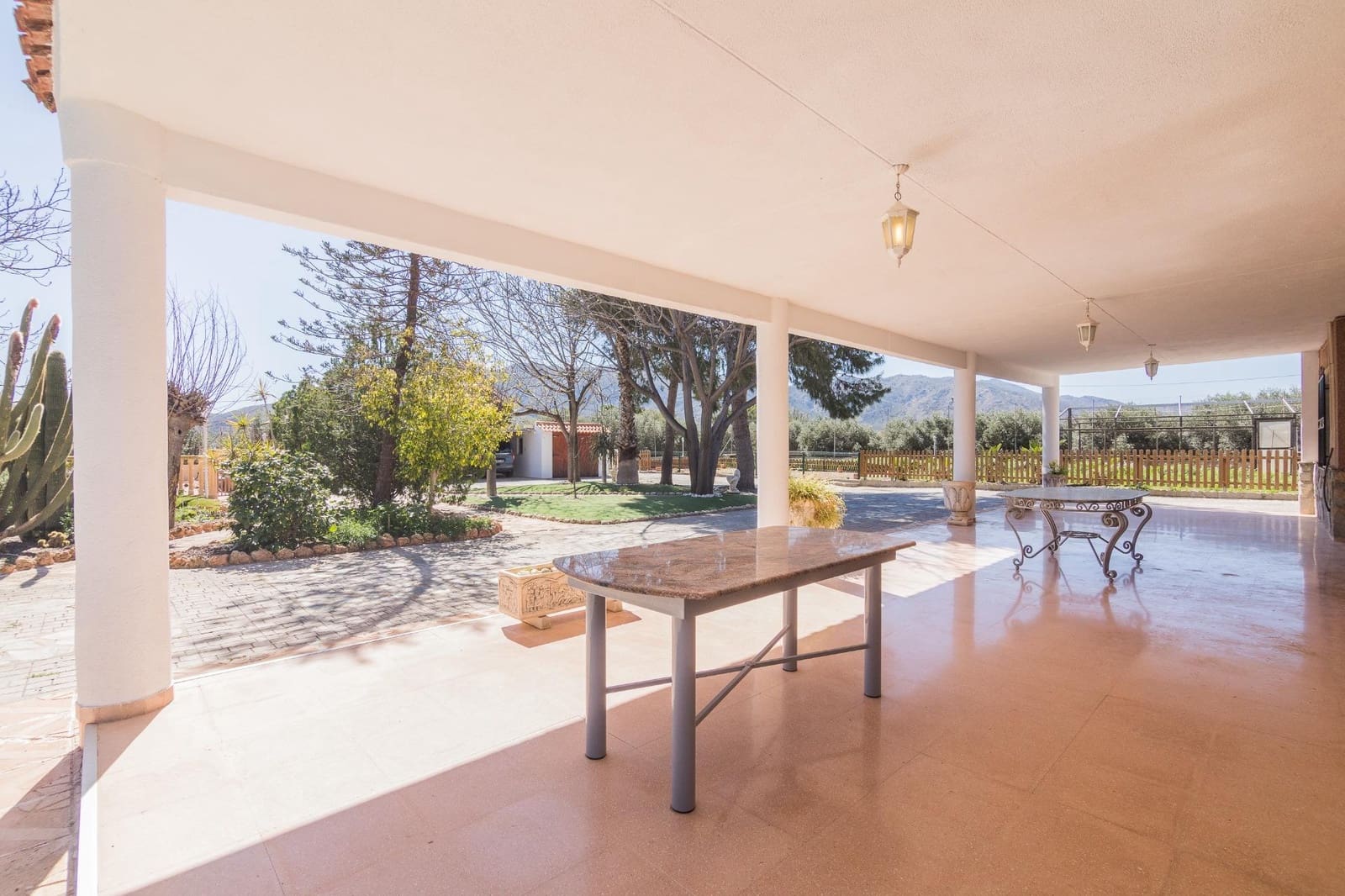 5 sypialnia Willa na sprzedaż w Redovan z basenem garażem - 375 000 € (Ref: 9780683)