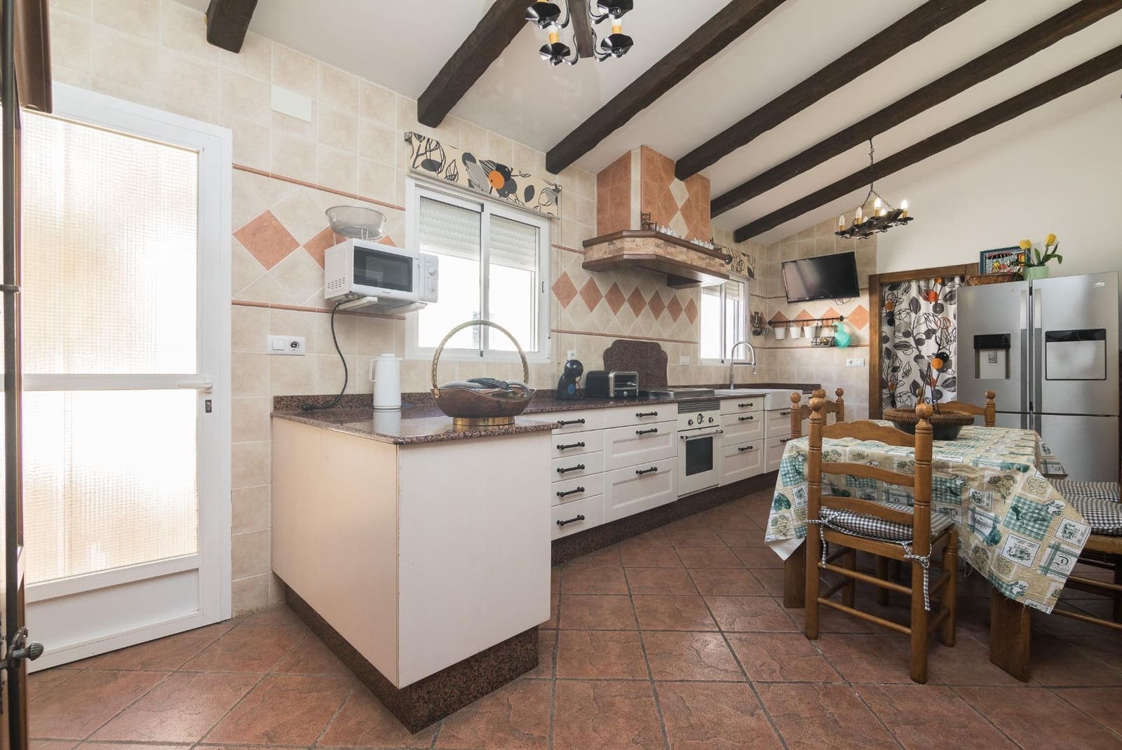 5 sypialnia Willa na sprzedaż w Redovan z basenem garażem - 375 000 € (Ref: 9780683)