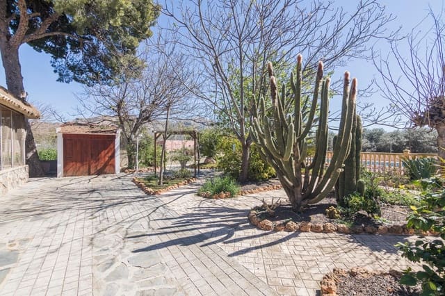 5 sovrum Villa till salu i Redován med pool garage - 375 000 € (Ref: 9780683)