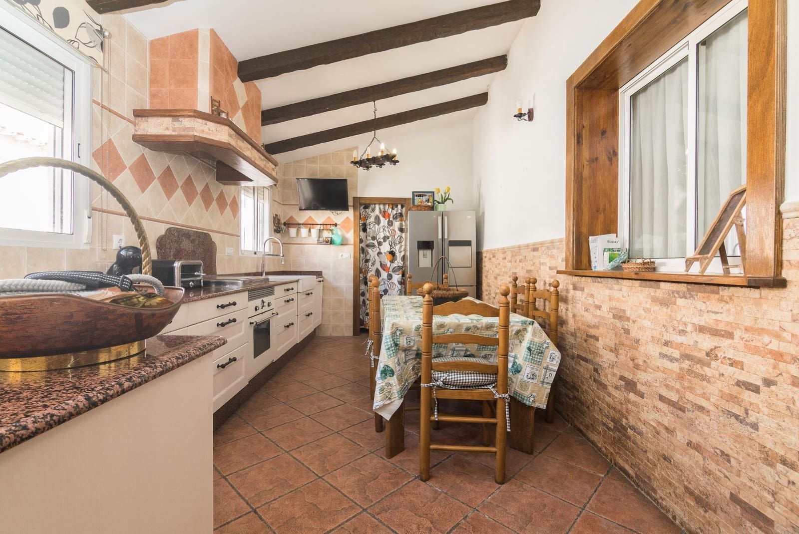 5 sypialnia Willa na sprzedaż w Redovan z basenem garażem - 375 000 € (Ref: 9780683)