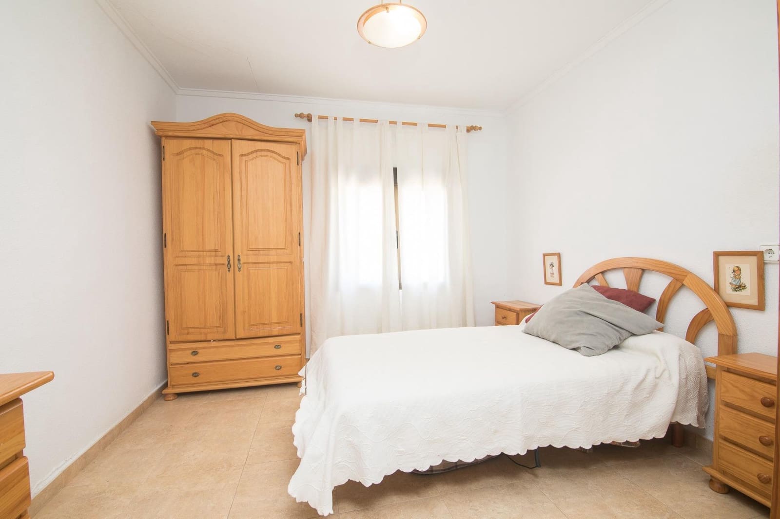 5 sypialnia Willa na sprzedaż w Redovan z basenem garażem - 375 000 € (Ref: 9780683)