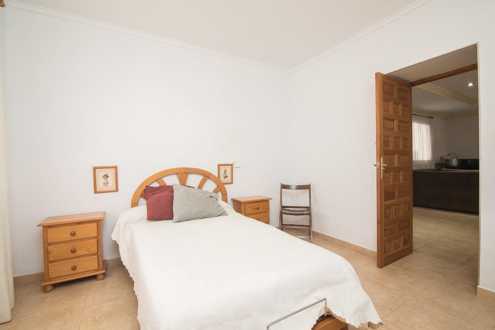 5 sypialnia Willa na sprzedaż w Redovan z basenem garażem - 375 000 € (Ref: 9780683)