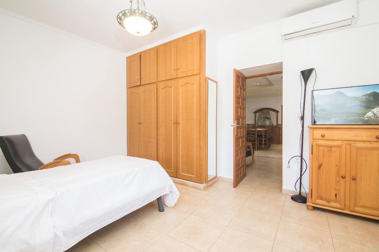 5 sypialnia Willa na sprzedaż w Redovan z basenem garażem - 375 000 € (Ref: 9780683)