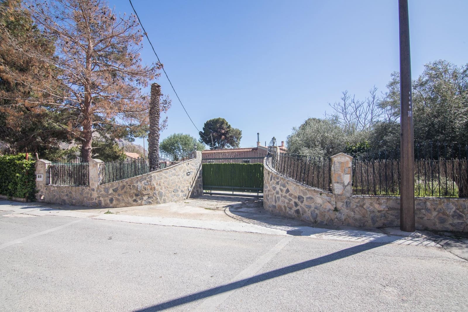 5 sypialnia Willa na sprzedaż w Redovan z basenem garażem - 375 000 € (Ref: 9780683)