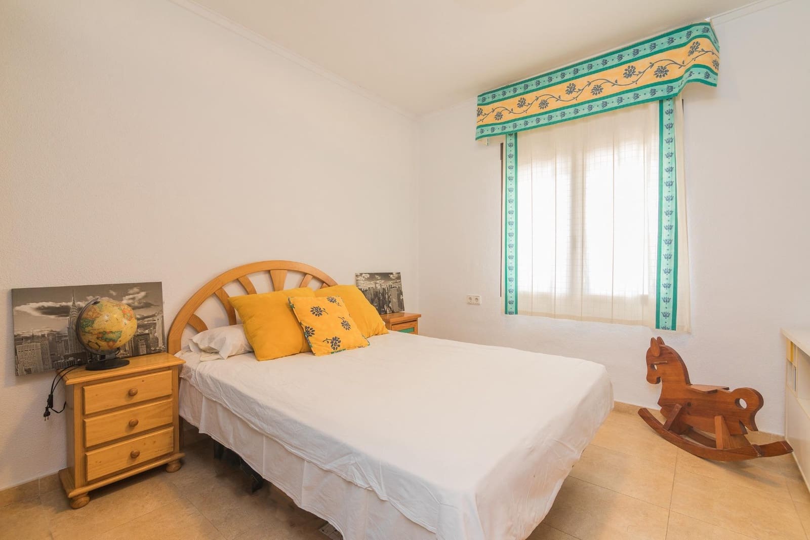5 sypialnia Willa na sprzedaż w Redovan z basenem garażem - 325 000 € (Ref: 9780683)