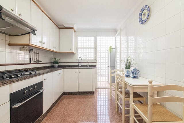 3 Zimmer Wohnung zu verkaufen in Playa Levante, Santa Pola - 390.000 € (Ref: 9884925)