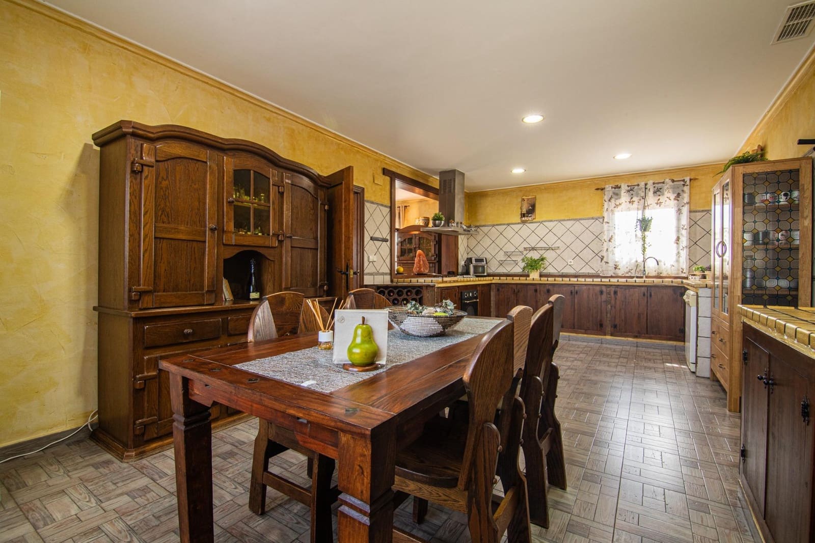 4 bedroom Villa for sale in Elche / Elx with pool garage - € 395,000 (Ref: 9927516)
