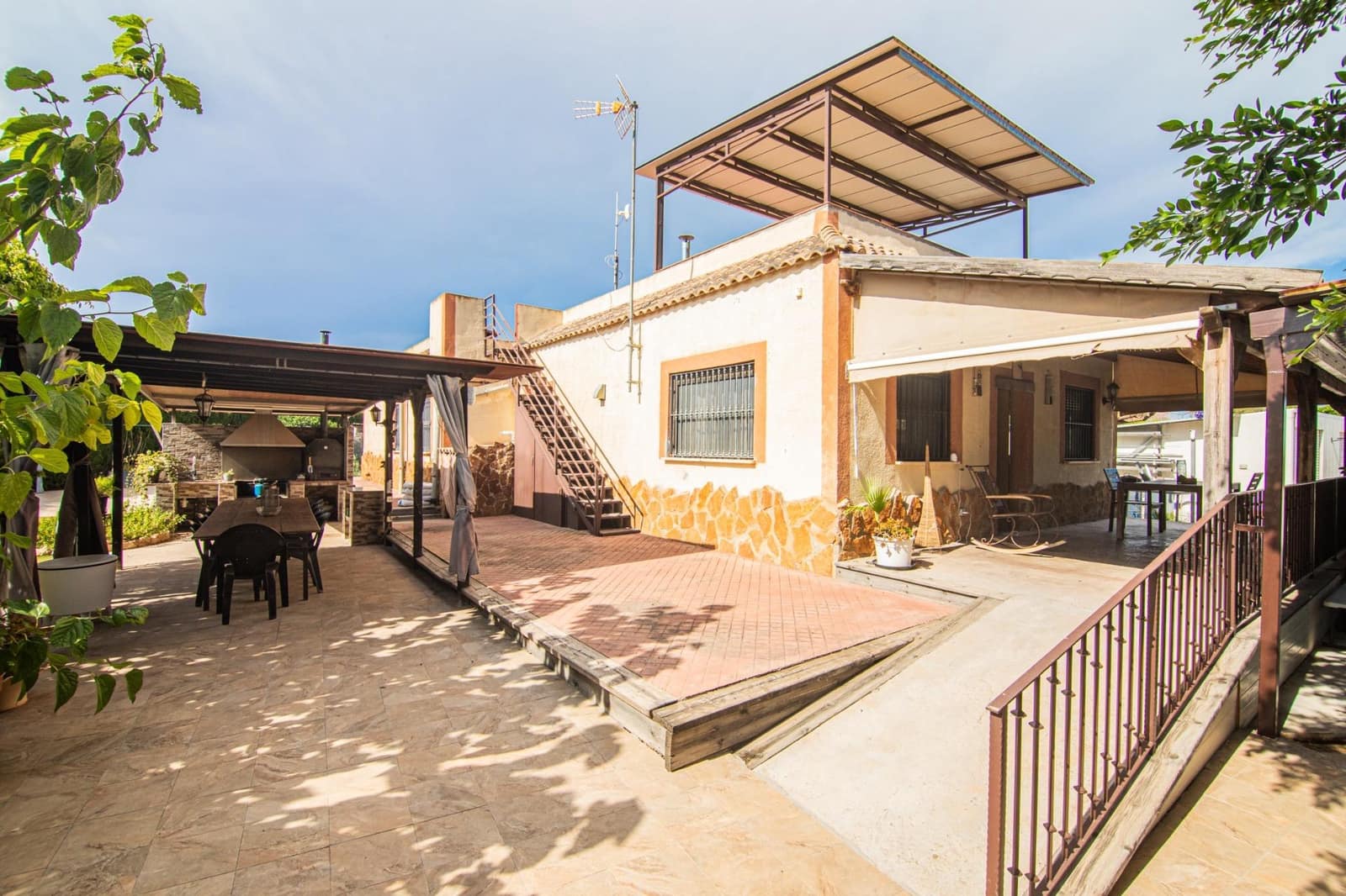 4 bedroom Villa for sale in Elche / Elx with pool garage - € 395,000 (Ref: 9927516)