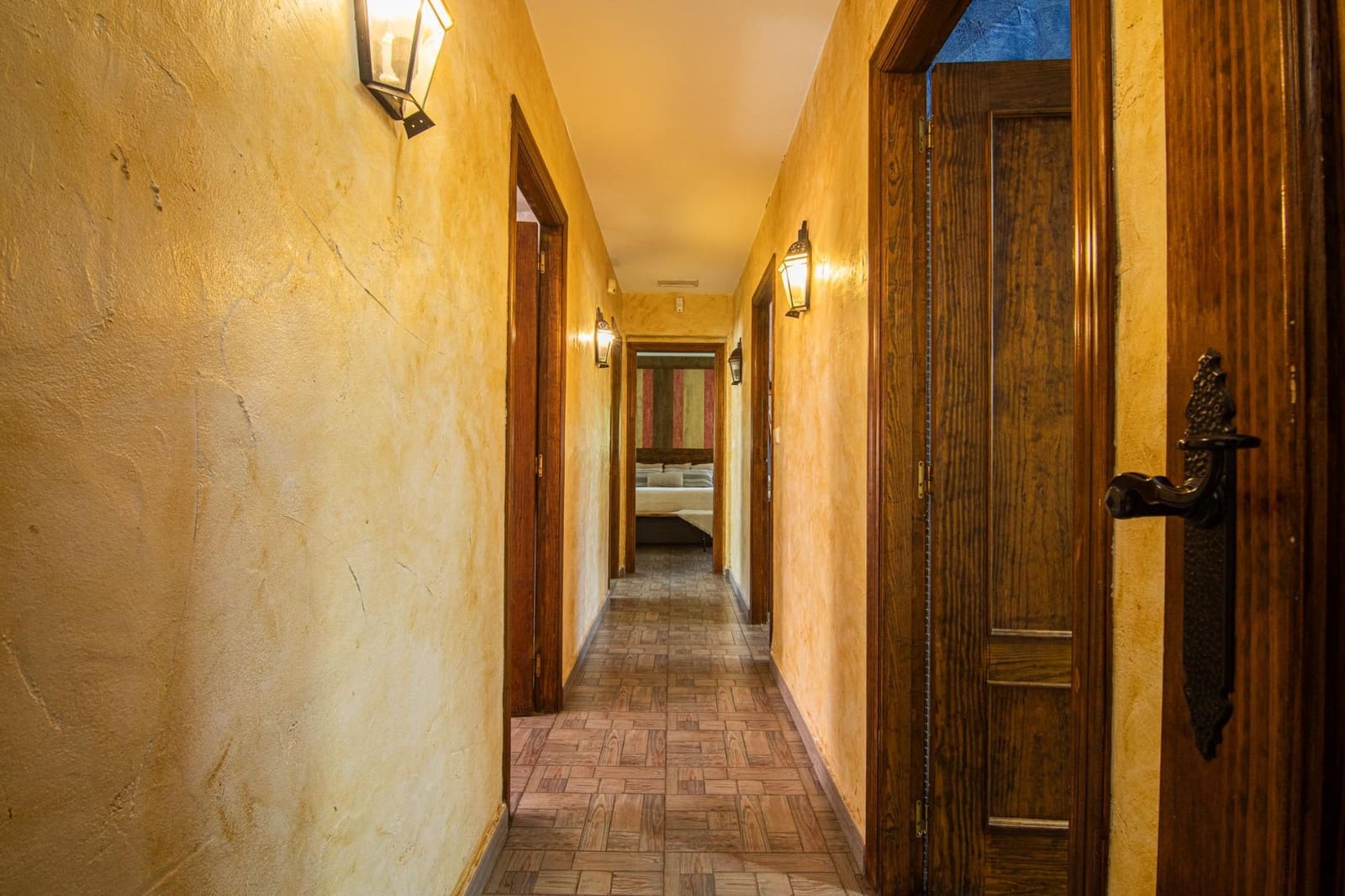 4 bedroom Villa for sale in Elche / Elx with pool garage - € 395,000 (Ref: 9927516)