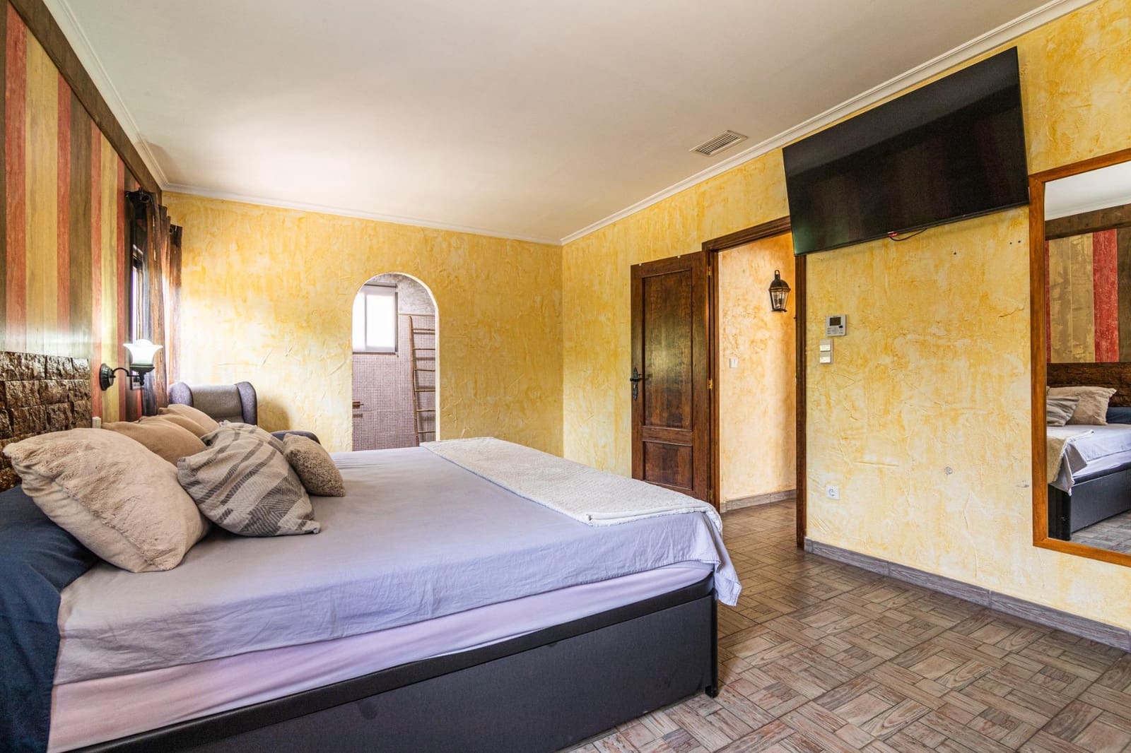 4 bedroom Villa for sale in Elche / Elx with pool garage - € 395,000 (Ref: 9927516)