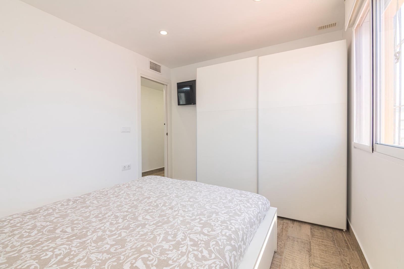 Chalet de 3 habitaciones en San Fulgencio en venta con piscina garaje - 265.000 € (Ref: 9966723)