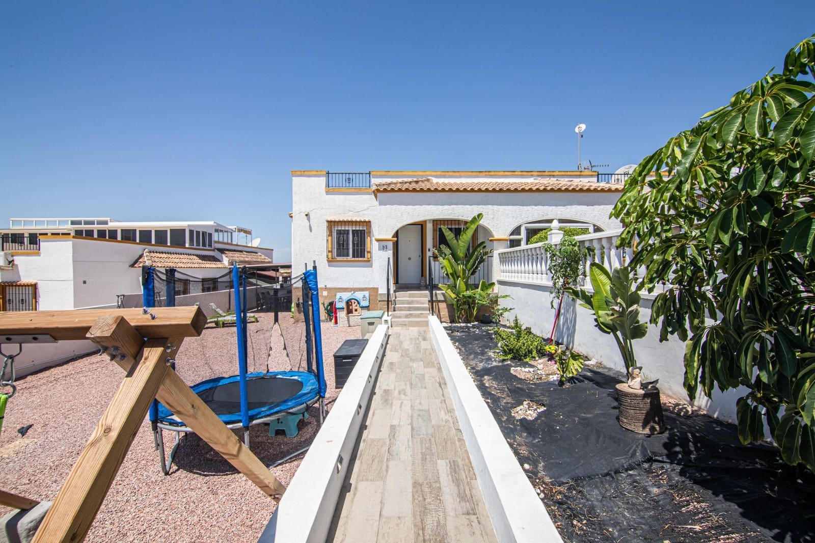 Chalet de 3 habitaciones en San Fulgencio en venta con piscina garaje - 265.000 € (Ref: 9966723)