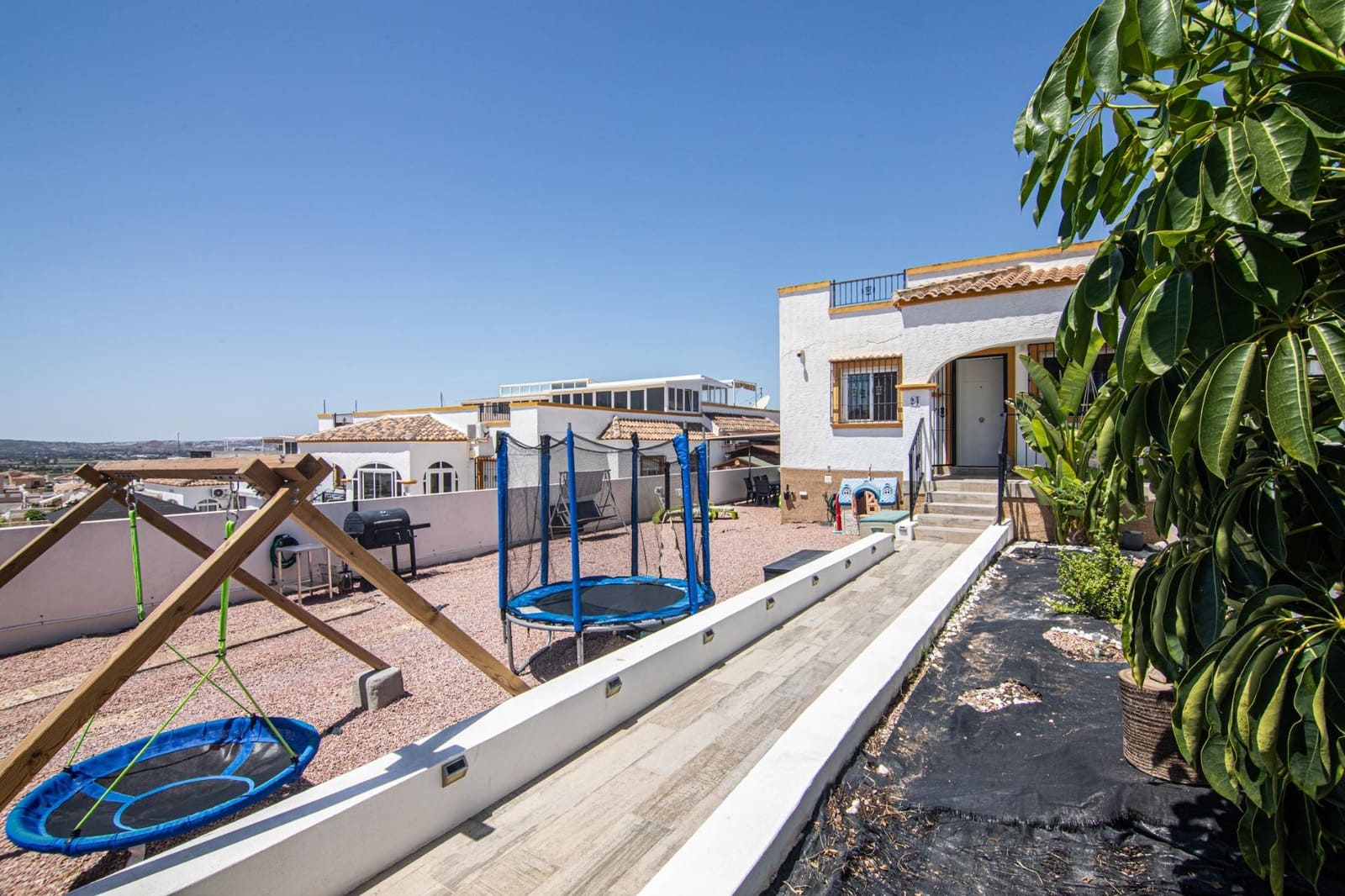 Chalet de 3 habitaciones en San Fulgencio en venta con piscina garaje - 265.000 € (Ref: 9966723)