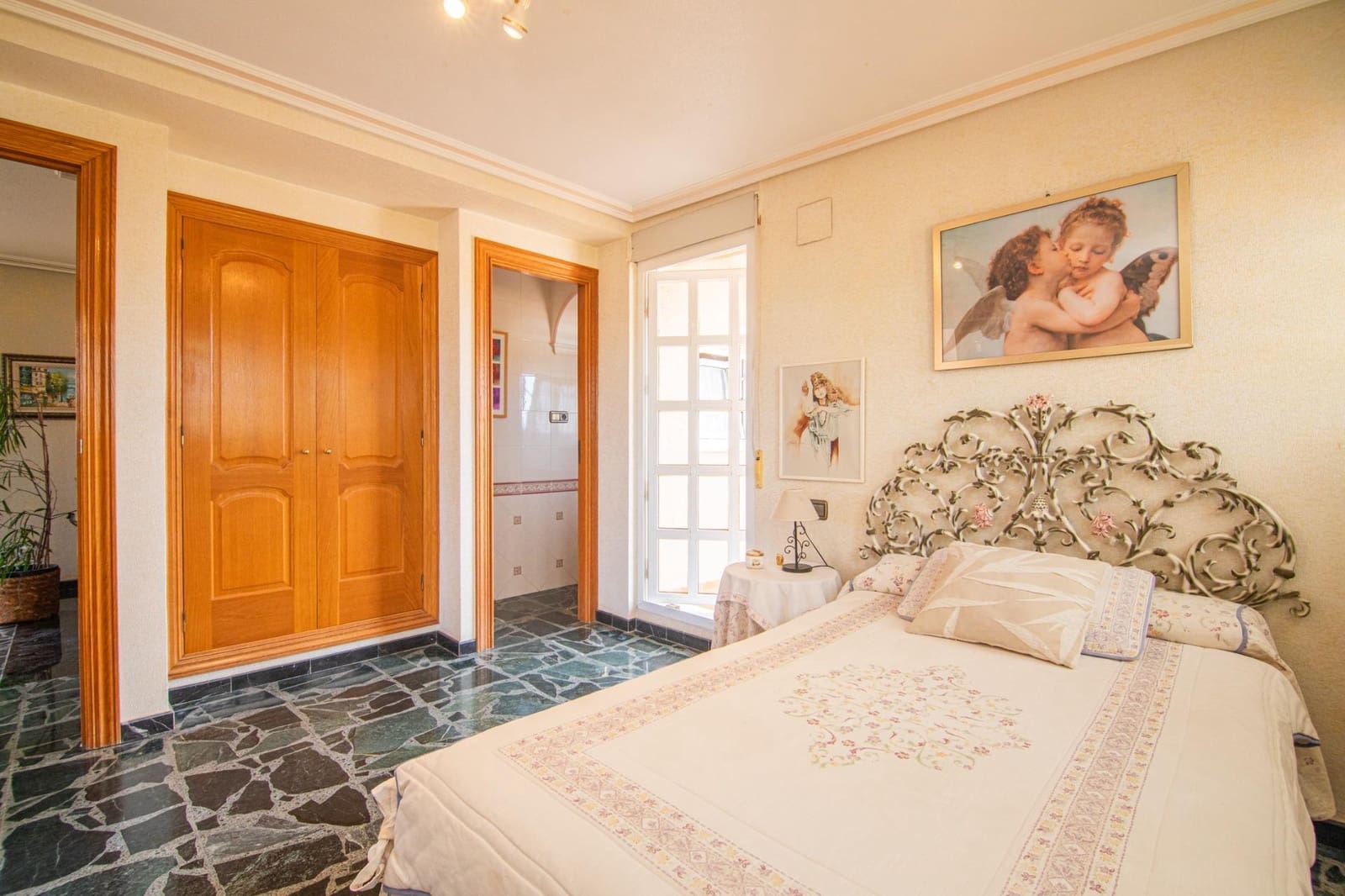 Chalet de 6 habitaciones en Perleta en venta con garaje - 585.000 € (Ref: 9990797)