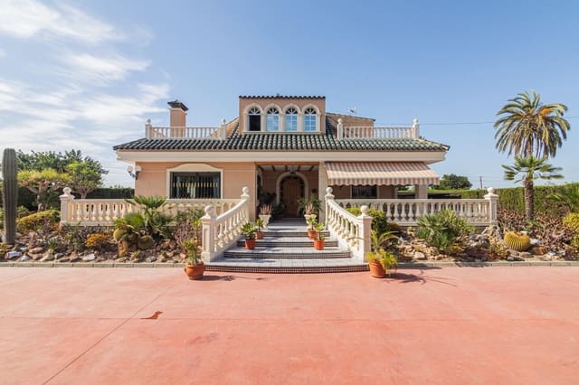 6 slaapkamer Villa te koop in Perleta, Elche / Elx met garage - € 585.000 (Ref: 9990797)