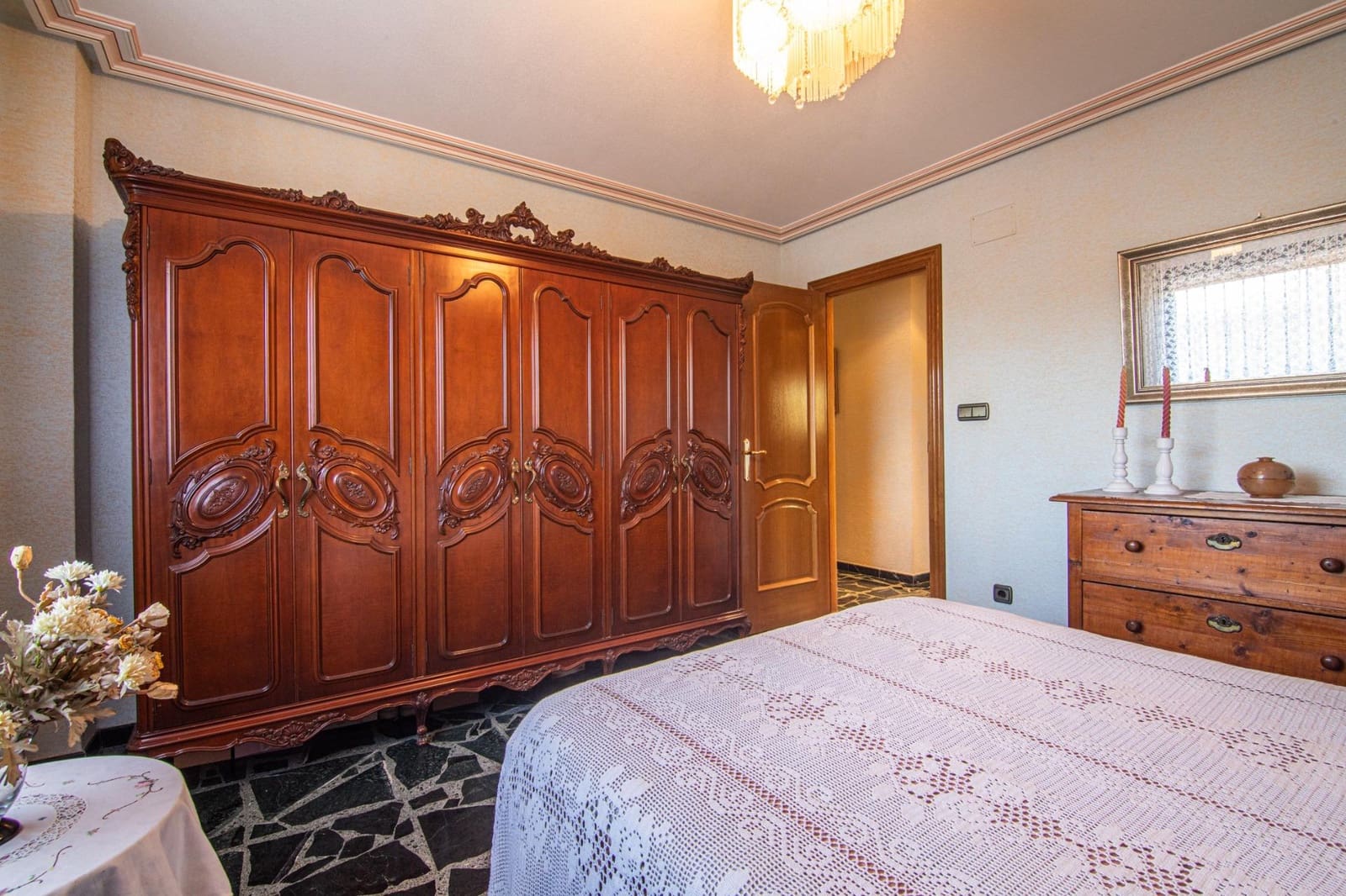 Chalet de 6 habitaciones en Perleta en venta con garaje - 585.000 € (Ref: 9990797)