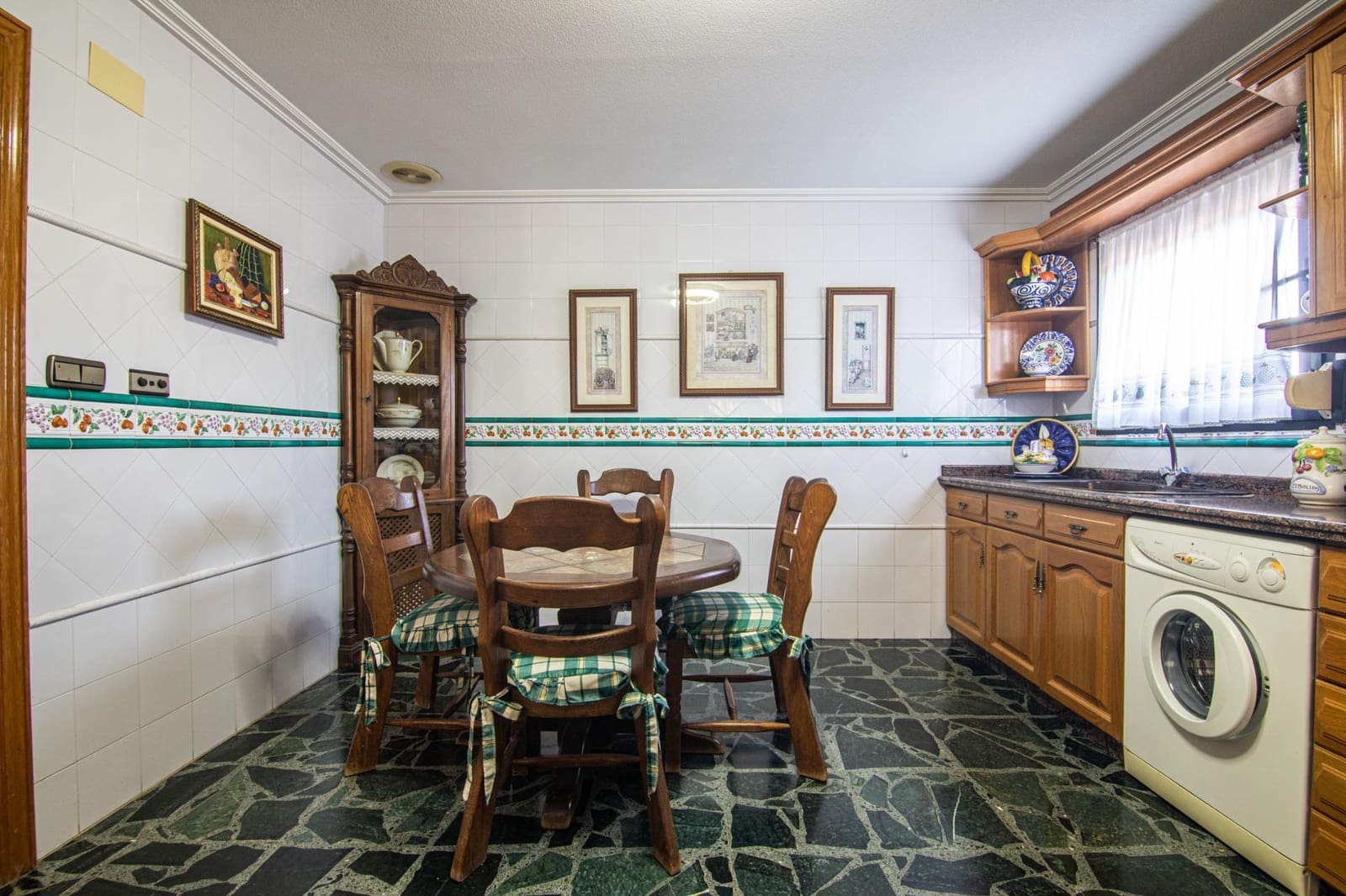 Chalet de 6 habitaciones en Perleta en venta con garaje - 585.000 € (Ref: 9990797)