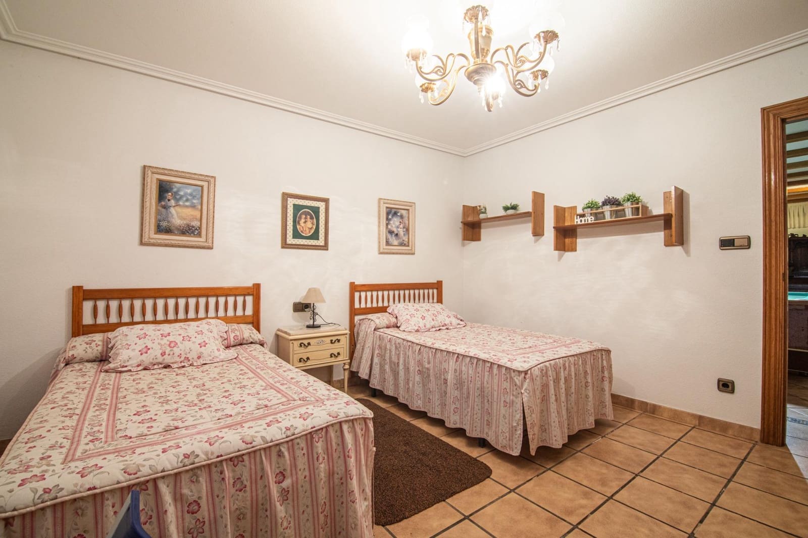 Chalet de 6 habitaciones en Perleta en venta con garaje - 585.000 € (Ref: 9990797)