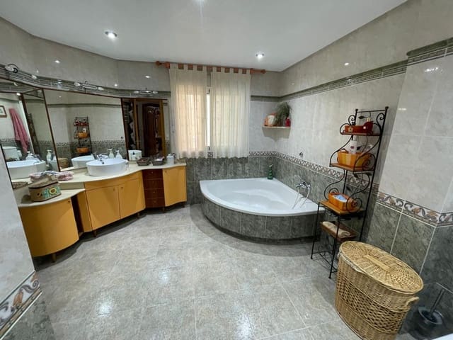 4 chambre Villa/Maison à vendre à Casco Antiguo, Aguilas avec garage - 310 000 € (Ref: 10022000)