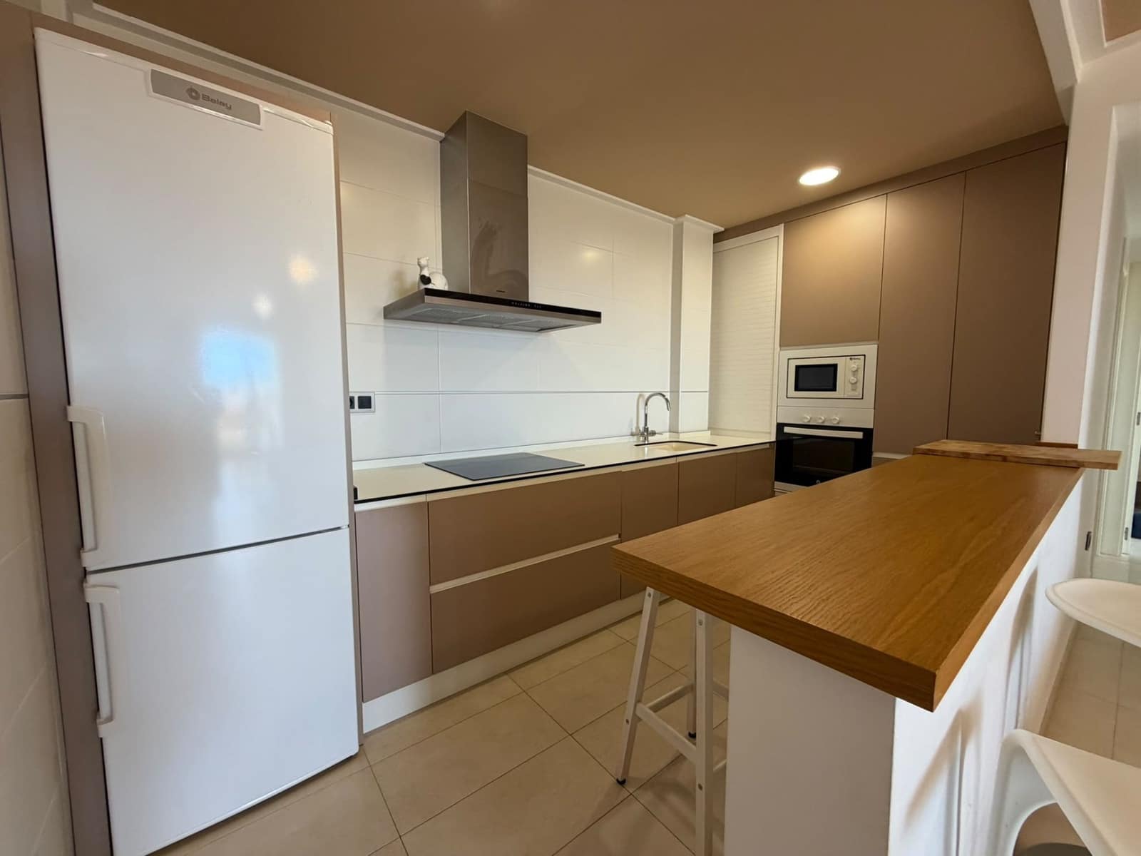 2 bedroom Apartment for rent in Aguilas with pool garage - € 900 (Ref: 10108928)