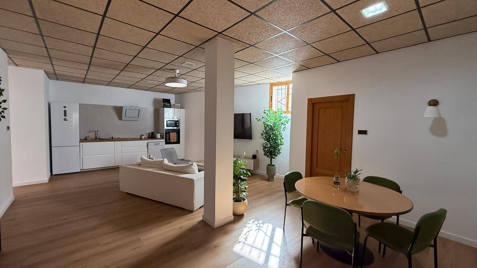 5 bedroom Villa for sale in Calarreona with pool garage - € 495,000 (Ref: 9242024)