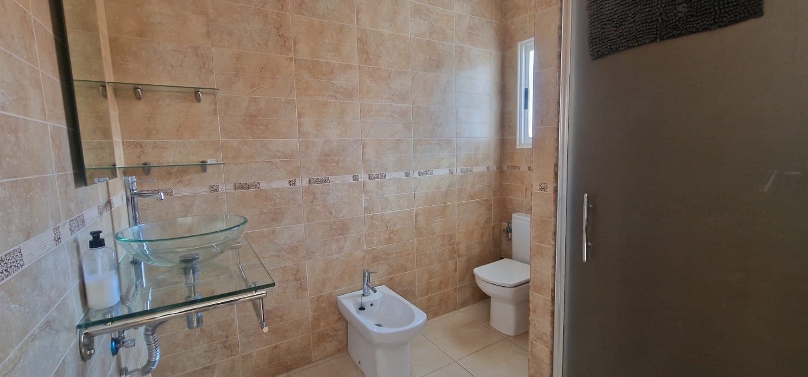 5 bedroom Villa for sale in Calarreona with pool garage - € 495,000 (Ref: 9242024)